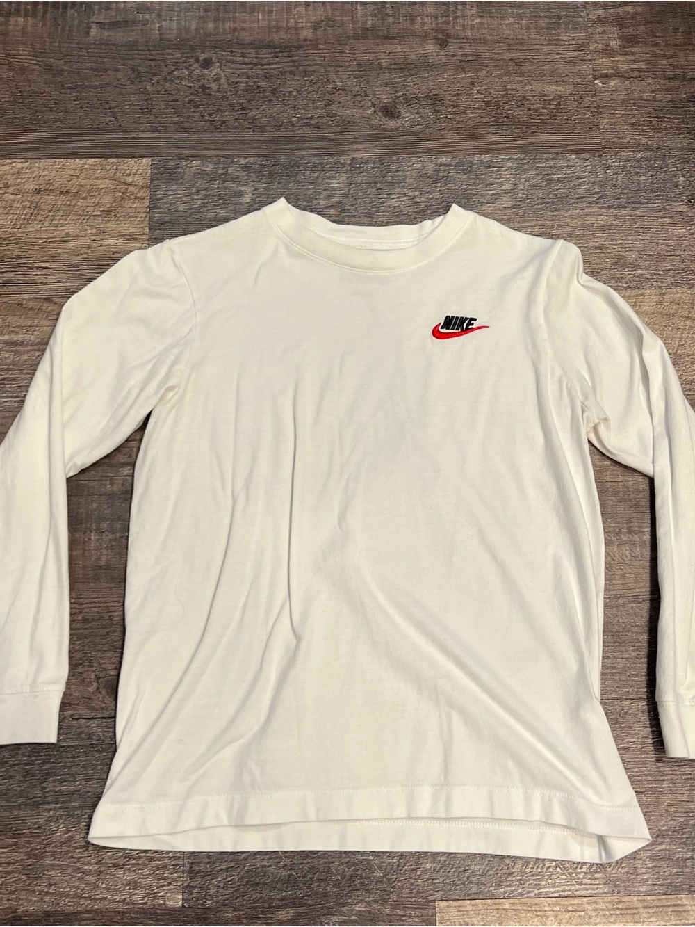 Nike White Crewneck Tee with Subtle Gray Logo
